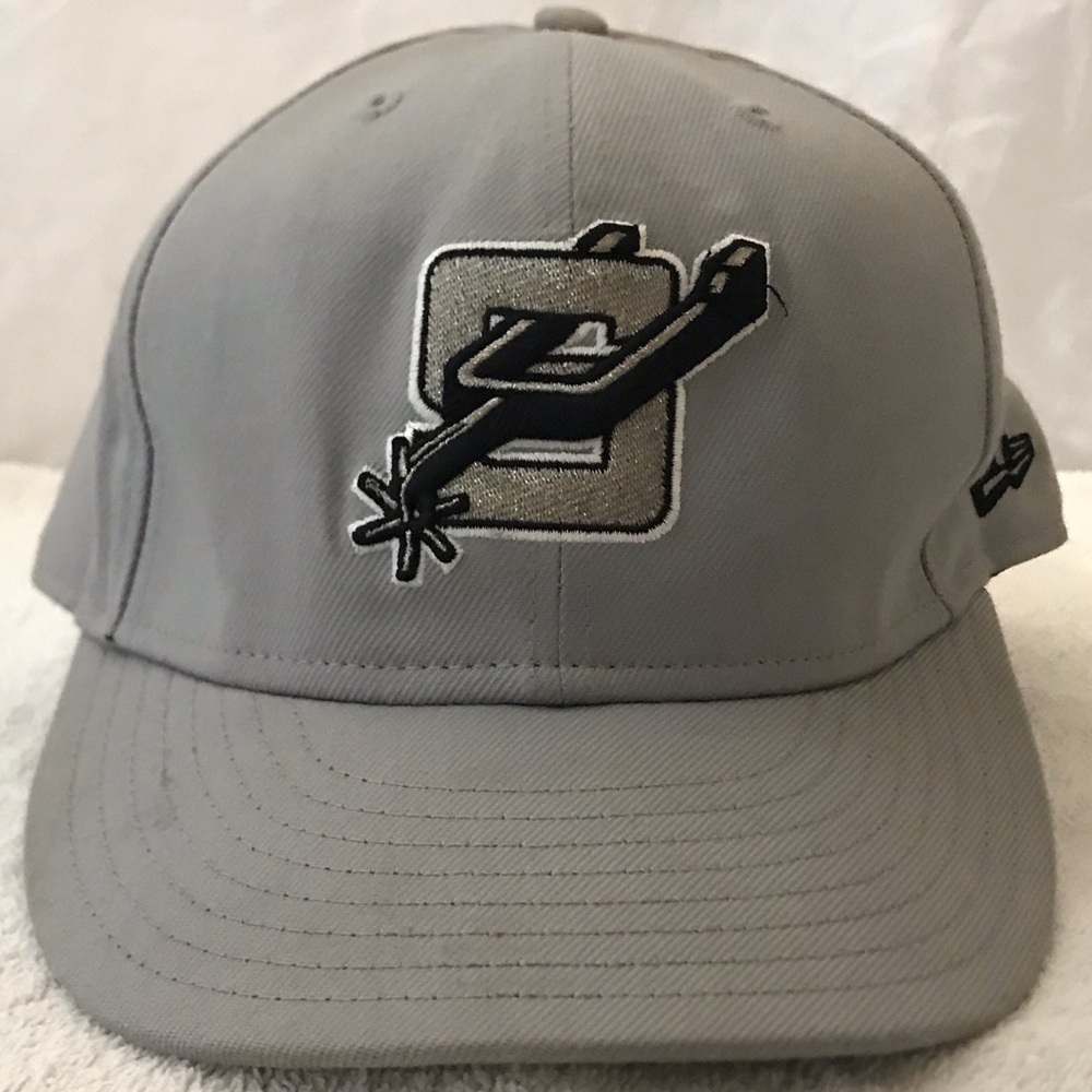 New Era 59FIFTY San Antonio Spurs 7-5/8 Basketball Cap